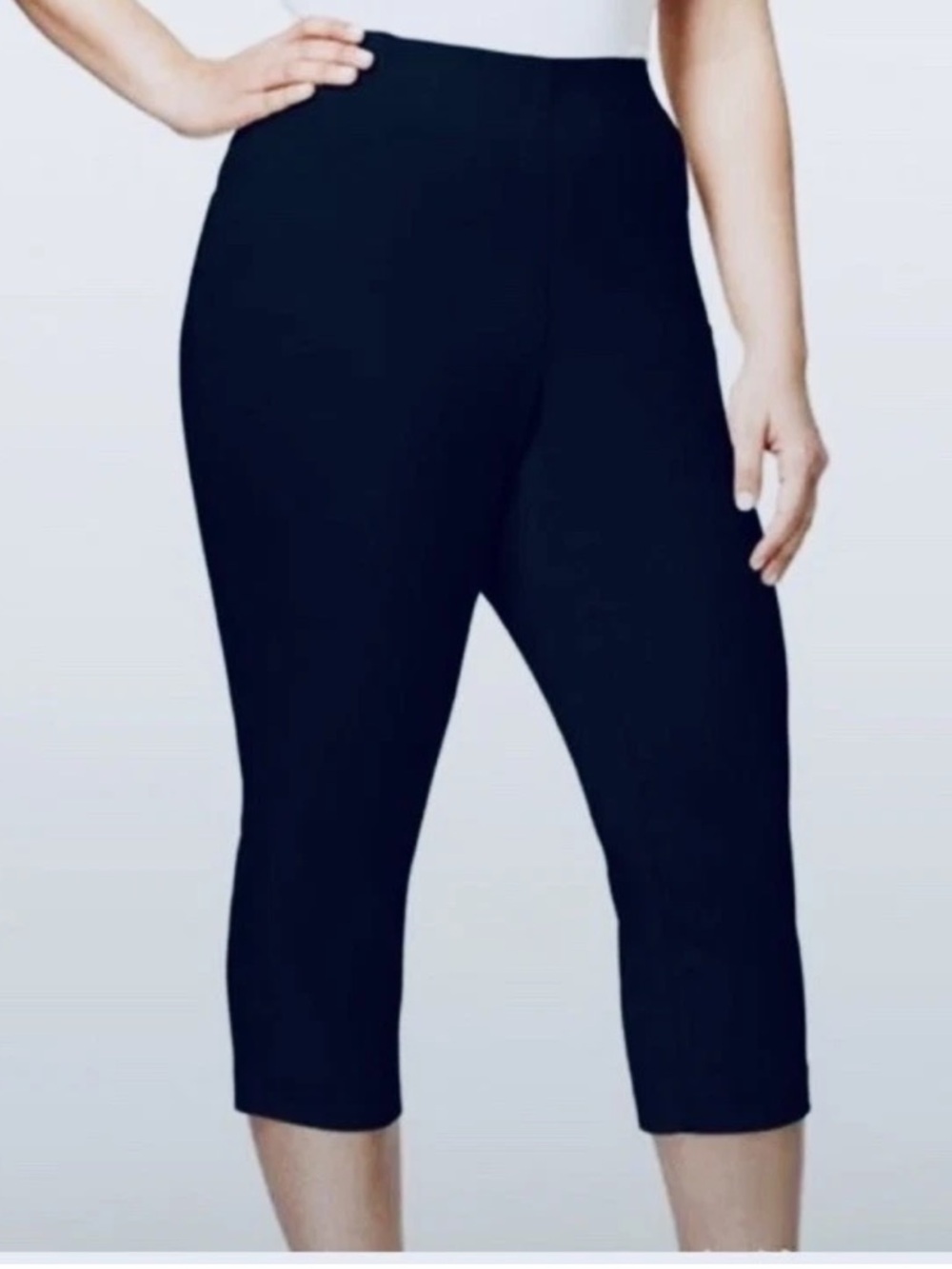 Style & Co MidRise Capri Pants Comfort Waist - Black Petite Petite PP